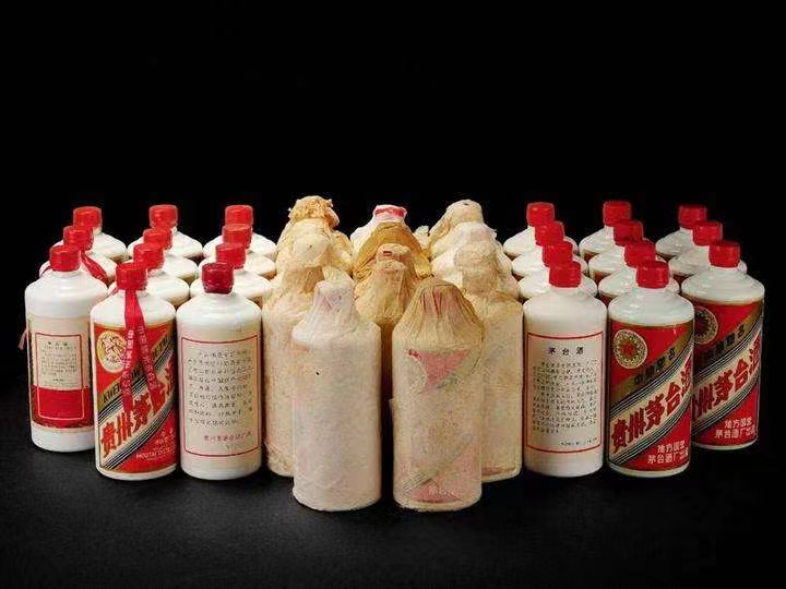 白云矿区日照岚山回收酒价格哪里回收(附近上门回收茅台酒）?